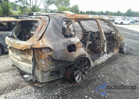 2020 BMW X7 M50I from USA, damaged, VIN 5UXCX6C02L9C52678